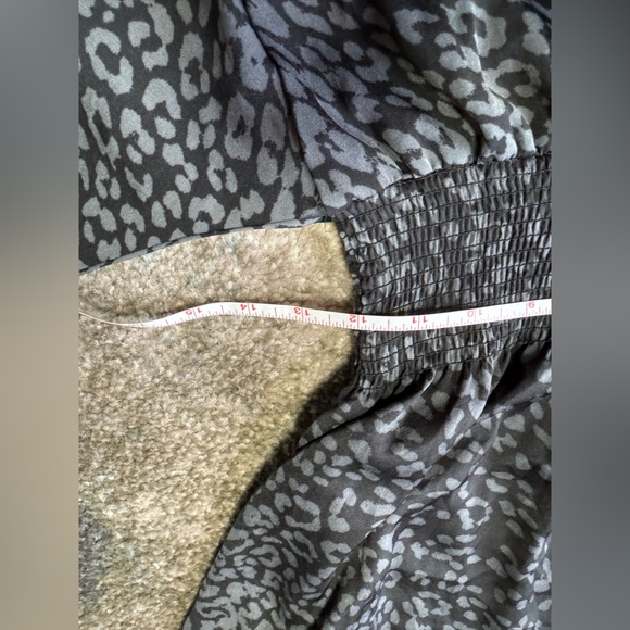 Elan Charcoal Long Sleeve lightweight Dress - size medium - Picture 14 of 16